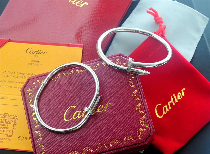 Cartier Bracelet 006